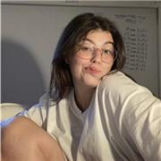 diplomata al liceo economico sociale offre ripetizioni di inglese, francese, storia e italiano